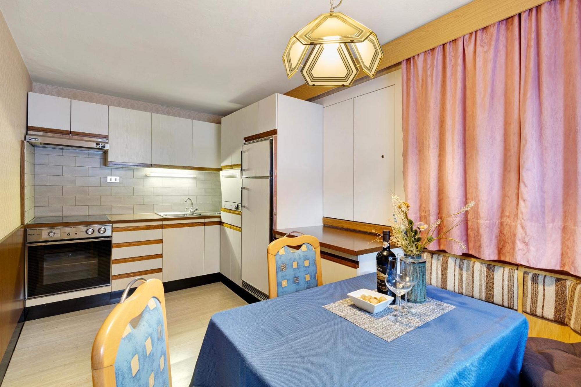 Pension Waldheim Apartments San Giacomo  Buitenkant foto