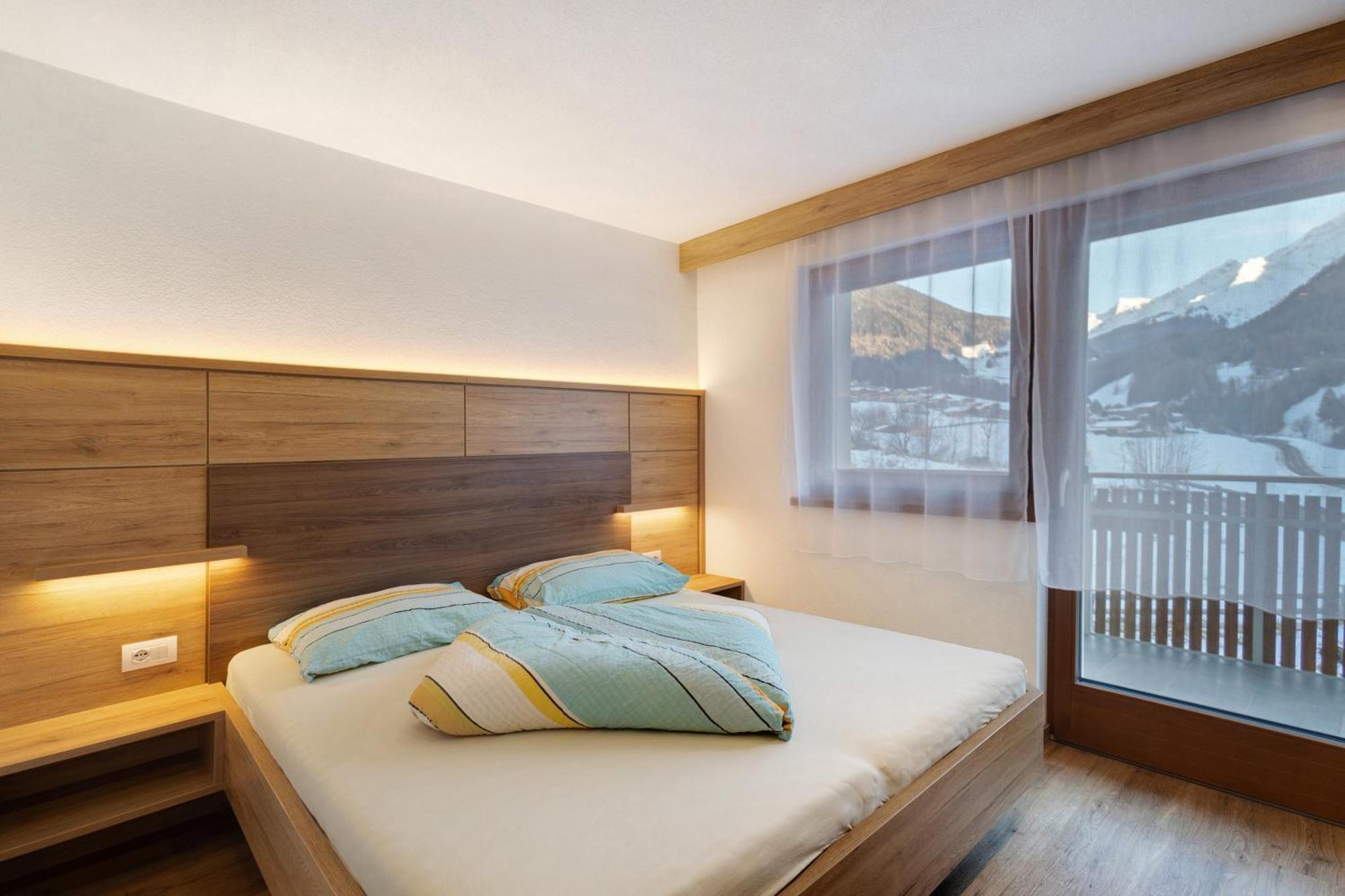Pension Waldheim Apartments San Giacomo  Buitenkant foto